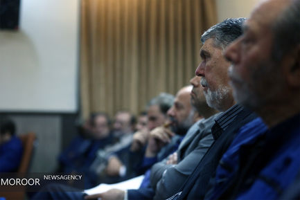 نشست هم‌اندیشی اصحاب فرهنگ و هنر در عرصه دفاع مقدس