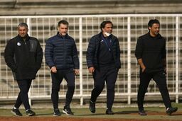 ادامه غیبت‌های مربی استقلال در تمرینات