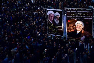 مراسم بزرگداشت آیت الله هاشمی در بازار تهران برگزار شد