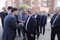 بازدید مدیرعامل بانک مسکن از پروژه زیتون ۶ پردیسان