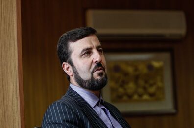 عبور از حد مجاز غنی سازی اورانیوم به معنای نقض برجام نیست