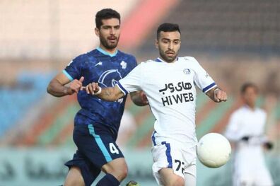بازی استقلال و پیکان زنده از شبکه سه سیما پخش می شود