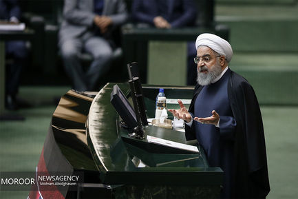 تقدیم لایحه بودجه سال ۹۷ به مجلس توسط رییس جمهوری