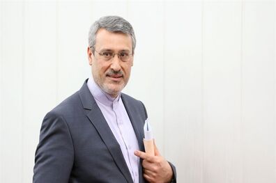 ما فقط به تنها دولت قانونی سوریه برای مقابله با داعش کمک کردیم