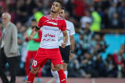 علیپور از رکورد فرشاد پیوس آقای گل عبور کرد 