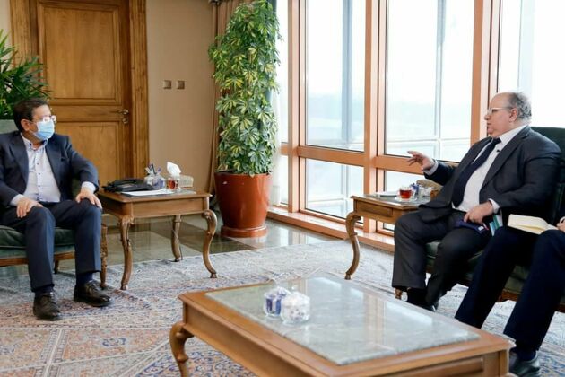 همتی با مدیرعامل بانک تجارت عراق دیدار و گفتگو کرد