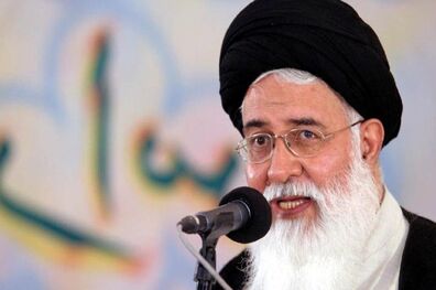 آیت‌علم‌الهدی خواستار ایجاد محدودیت در فضای‌مجازی شد