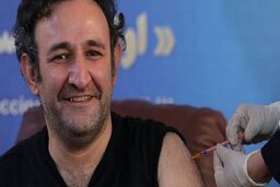 هدایت هاشمی و همسرش واکسن ایرانی کرونا زدند
