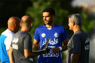 خطر از بیخ گوش مهاجم استقلال گذشت