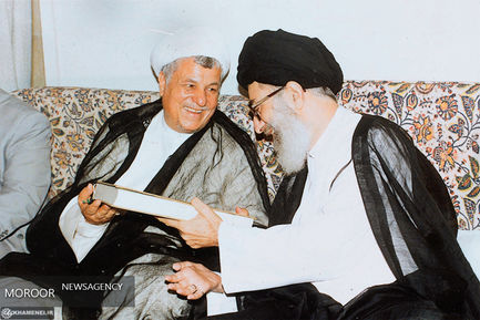 تصاویری از آیت‌الله هاشمی رفسنجانی در کنار مقام معظم رهبری