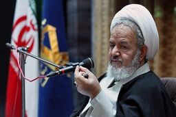 فرماندهی باید پرچمدار دنیا و آخرت باشد