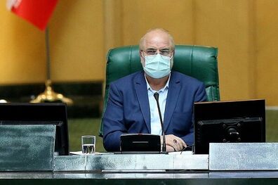 باید بخش‌هایی از لایحه بودجه ۱۴۰۰ که با برنامه توسعه کشور مغایرت دارد توجه کنیم