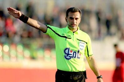 اشکان خورشیدی داور بازی فولاد و پرسپولیس شد