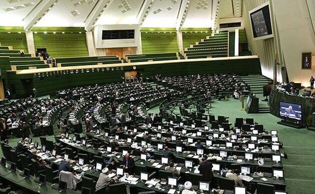 نشست مشورتی مجلس دقایقی قبل  آغاز شد