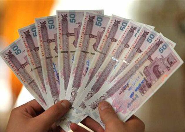 دولت 40 هزار میلیارد وام گرفت