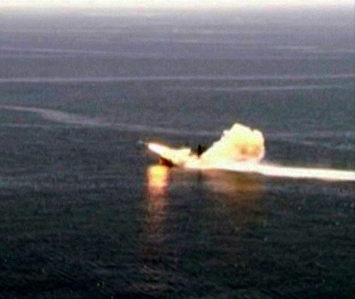 شلیک موشک کروز توسط هواناوهای نداجا