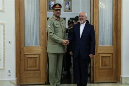 گفتگوی ظریف با فرمانده ارتش پاکستان 