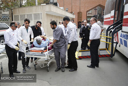 مصدومان حادثه واژگونی اتوبوس حامل زائران ایرانی