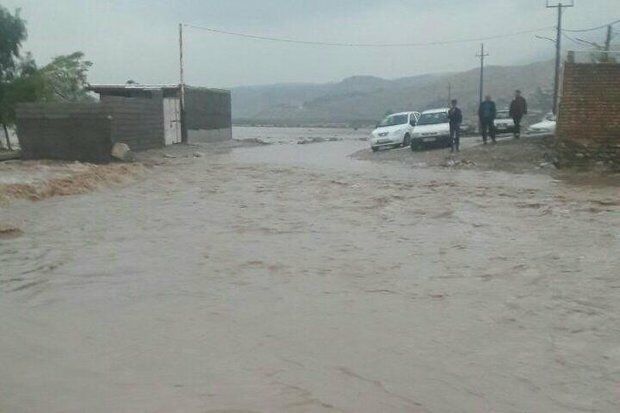 دو سوم شهر آق قلا دچار آب گرفتگی شده است