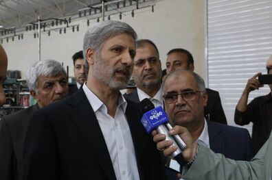 امیر سرتیپ حاتمی از چند واحد تولیدی و صنعتی استان زنجان بازدید کرد