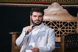 شعرخوانی میثم مطیعی در ۲۲ بهمن امسال