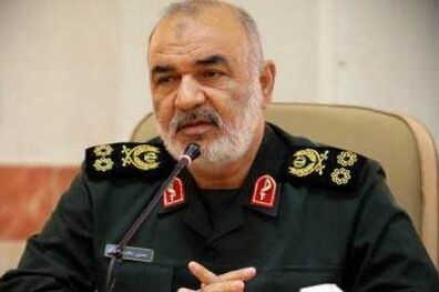 سردار سلامی: دشمنان ملت ما درسراشیبی سقوط هستند