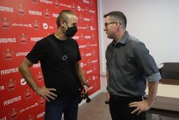 سرمربی و مربی تیم فوتبال پرسپولیس با هم دیدار کردند