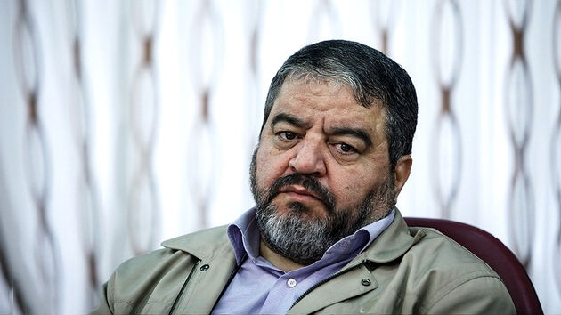 سپر امنیتی کشور باید صف دشمن را از خودی تفکیک کنند