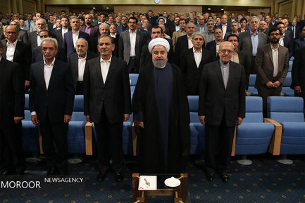 ضیافت افطار فعالان اقتصادی با رییس جمهور