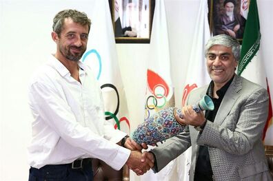 مسوول توسعه اسلالوم فدراسیون جهانی قایقرانی با هاشمی دیدار کرد