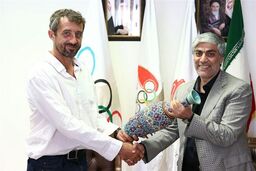مسوول توسعه اسلالوم فدراسیون جهانی قایقرانی با هاشمی دیدار کرد