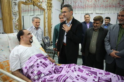 بازدید ایوبی از مرکز توانبخشی جانبازان حضرت امام خمینی(ره)
