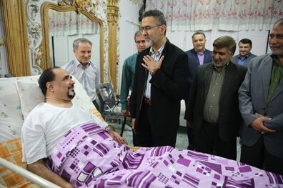 بازدید ایوبی از مرکز توانبخشی جانبازان حضرت امام خمینی(ره)