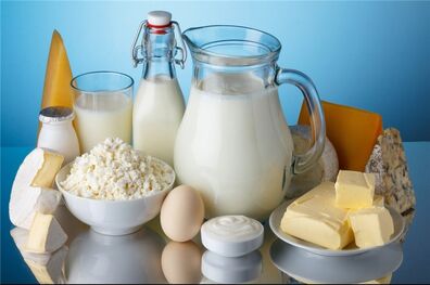 چند لیوان شیر در روز برای بدن مفید است؟
