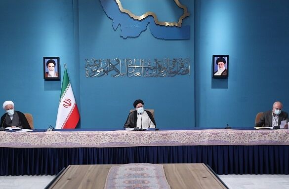 بانک مرکزی برای مدیریت بازار ارز و کنترل تورم مختار شد