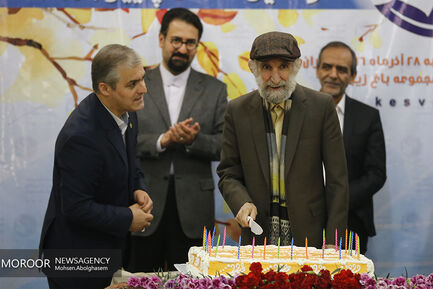 جشن تولد هنرمندان پیشکسوت متولد فصل پاییز