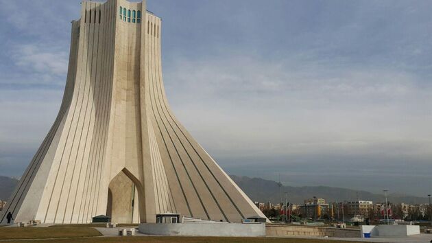 وضعیت کیفی هوای تهران در 17 خرداد ماه