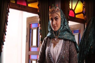 سریال بانوی عمارت از شبکه آی فیلم پخش می شود