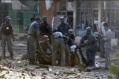 هشدار آمریکا و انگلیس به اتباع خود در افغانستان جهت خروج از کشور