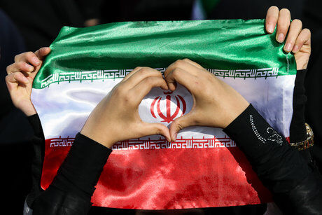 دو نماهنگ‌ انقلابی در صداوسیما