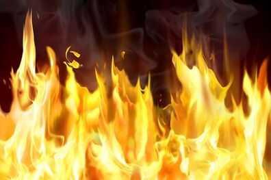 حریق در مجتمع تجاری منطقه 22