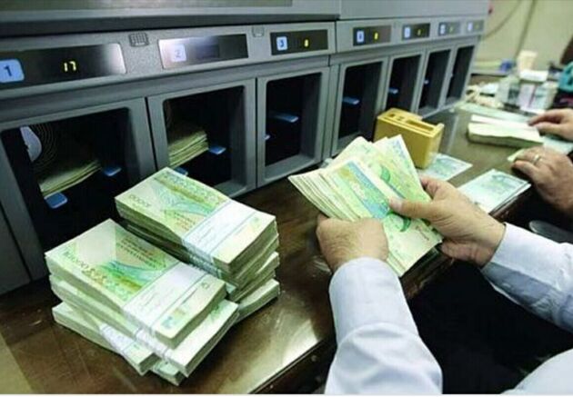 آیا خروج پول از بانک ها به ضرر دولت است؟