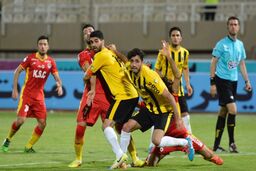 زمان بازی فولاد و سپاهان اعلام شد