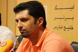 حسینی: زمین بازی جلوی سرعت توپ را می‌گرفت/ از اکسین شناخت داشتیم