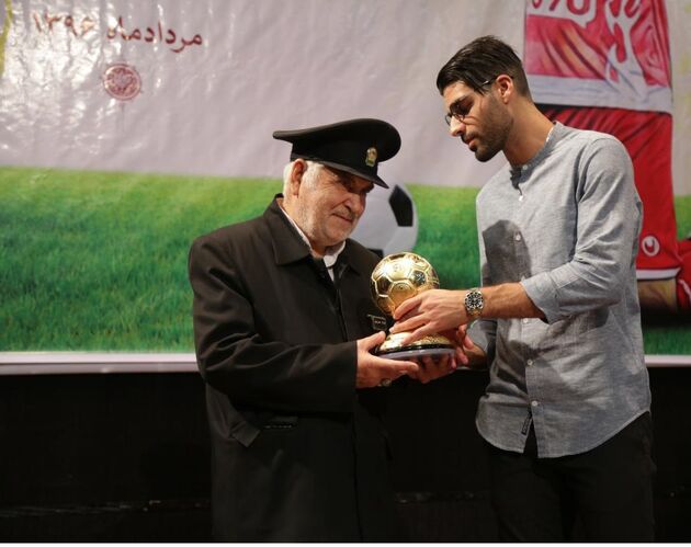 شهید حججی با دستان بسته شجاعت را به منصه ظهور گذاشت
