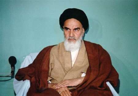امام خمینی(ره) باعث احیاء اسلام و عزت ایران شد