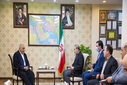 آمریکایی‌ها باید از منطقه بیرون بروند