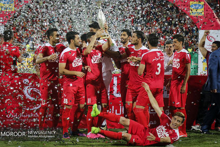 جشن قهرمانی پرسپولیس در سوپرجام فوتبال