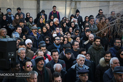 تشییع پیکر دنیا فنی زاده