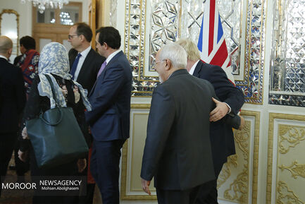 دیدار وزیر خارجه انگلیس با ظریف